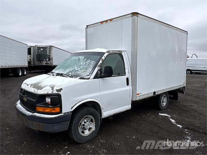 Chevrolet Express 3500 Tovornjaki zabojniki