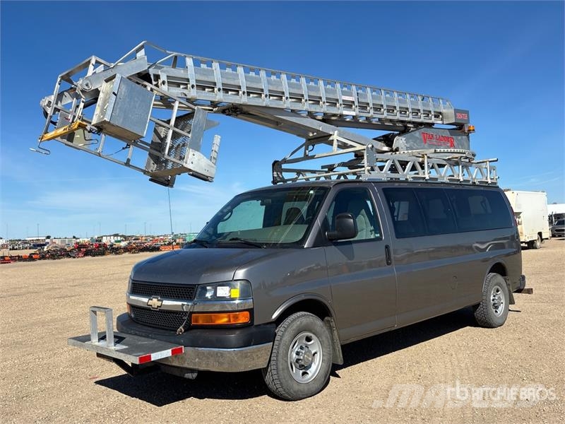 Chevrolet Express 3500 Camion nacelle