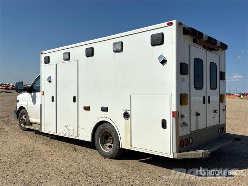 Chevrolet Express 3500 4x2 Ambulance 구급차