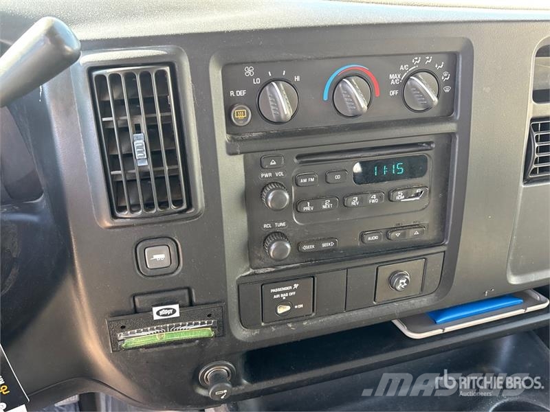Chevrolet Express 3500 Camion nacelle