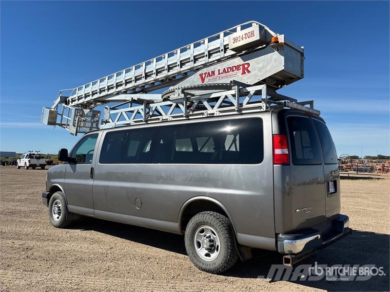 Chevrolet Express 3500 Camion nacelle