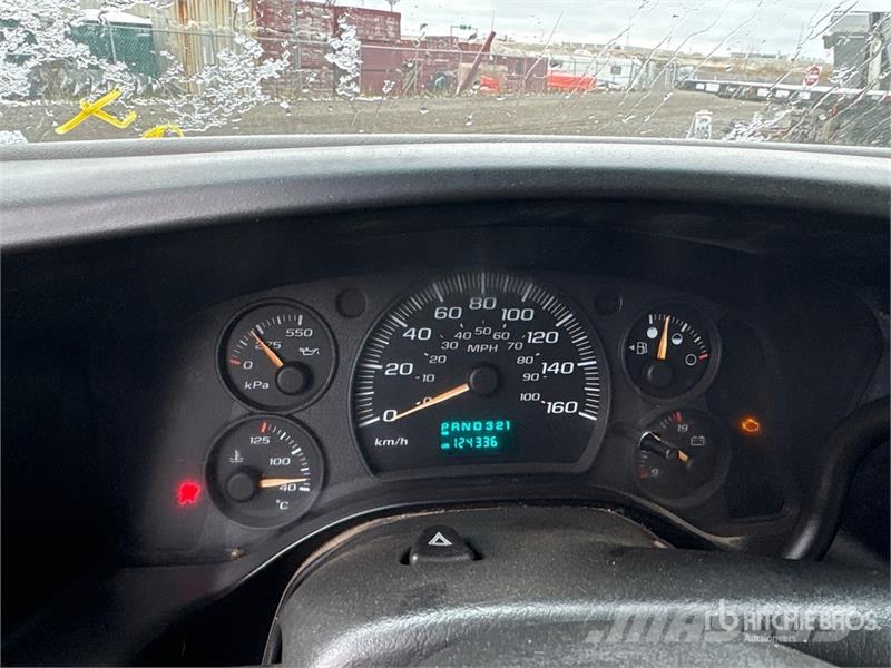 Chevrolet Express 3500 Tovornjaki zabojniki