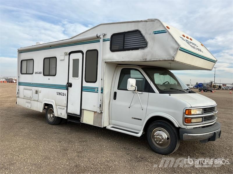 Chevrolet Express 3500 Kampeerwagens en caravans