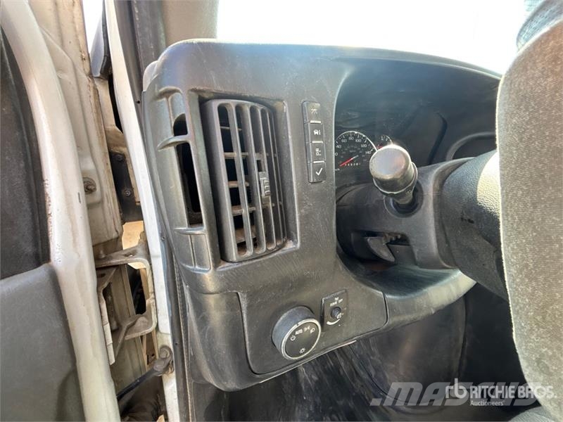 Chevrolet Express 3500 4x2 Ambulance 구급차