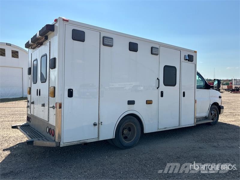 Chevrolet Express 3500 4x2 Ambulance 구급차