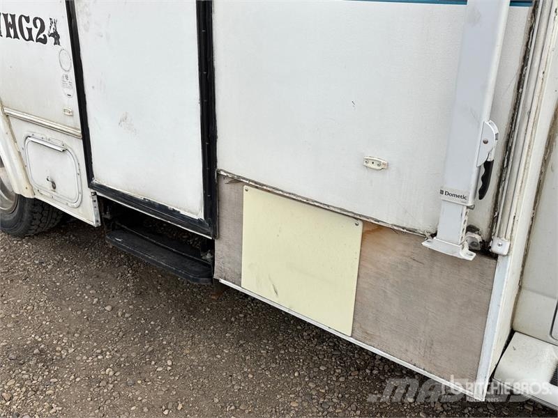Chevrolet Express 3500 Kampeerwagens en caravans