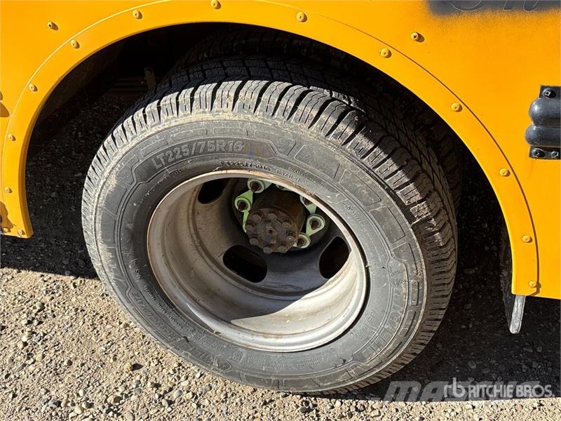 Chevrolet Express G3500 Bus Minibusse