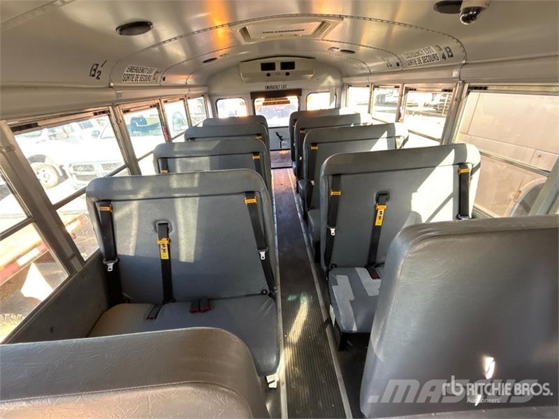 Chevrolet Express G3500 Bus Minibusse