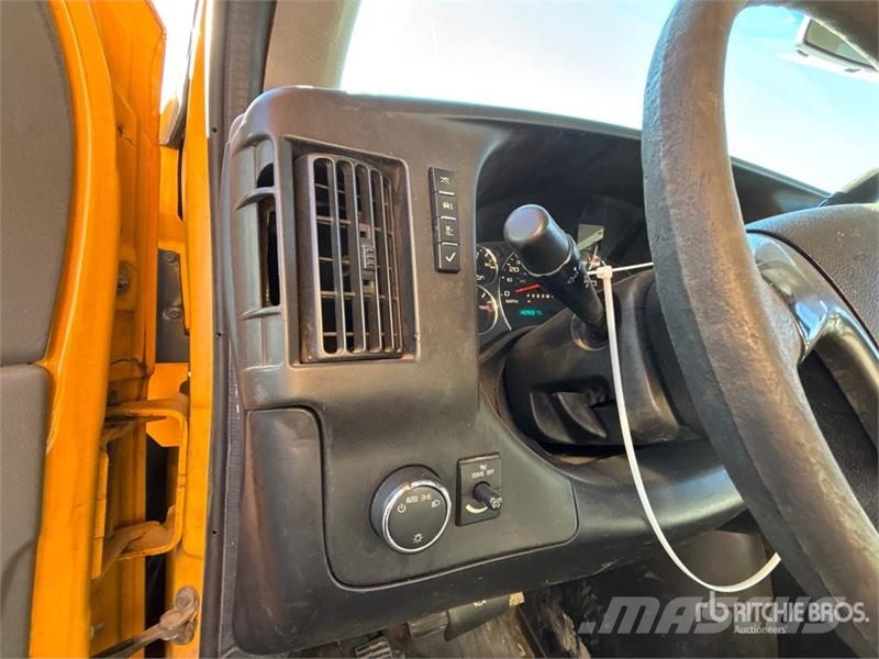 Chevrolet Express G3500 Bus Minibusse