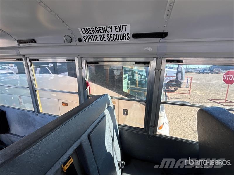 Chevrolet Express G4500 4x2 10-Seat School Bus 迷你巴士
