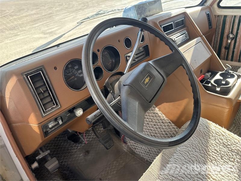 Chevrolet Itasca Sundancer Motor Home Autofurgonai ir karavanai