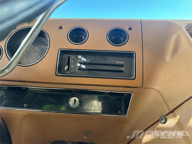 Chevrolet Itasca Sundancer Motor Home Autofurgonai ir karavanai