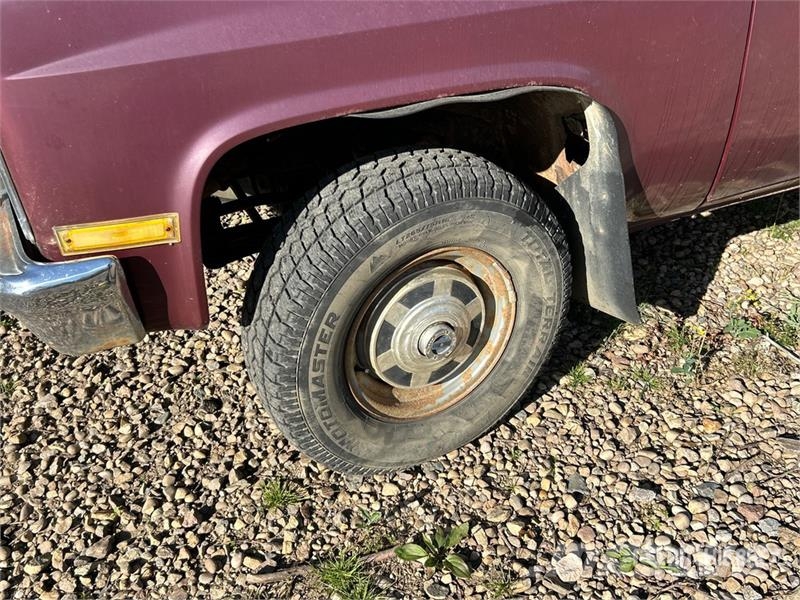 Chevrolet K20 4x4 Flatbed Truck Ciężarówki typu Platforma / Skrzynia