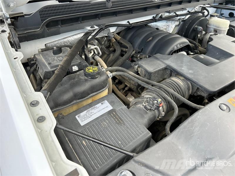Chevrolet Silverado 1500 LT 4x4 Dual Cab Pickup Ostalo