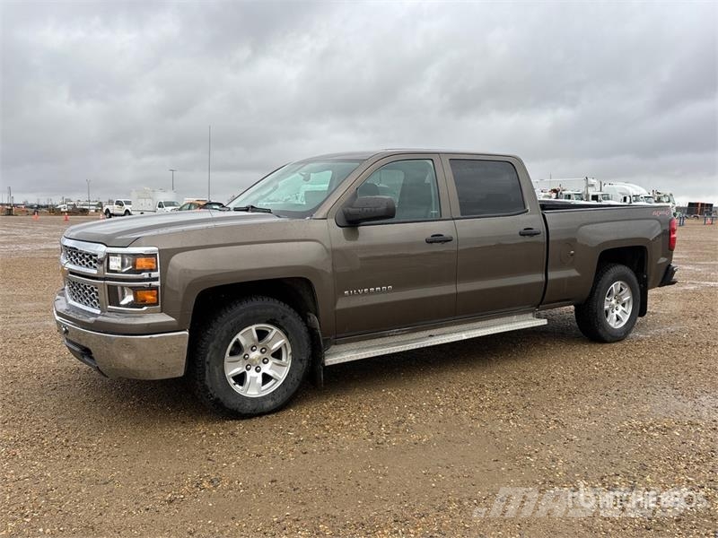 Chevrolet Silverado 1500 LT 4x4 Crew Cab Pickup Andre