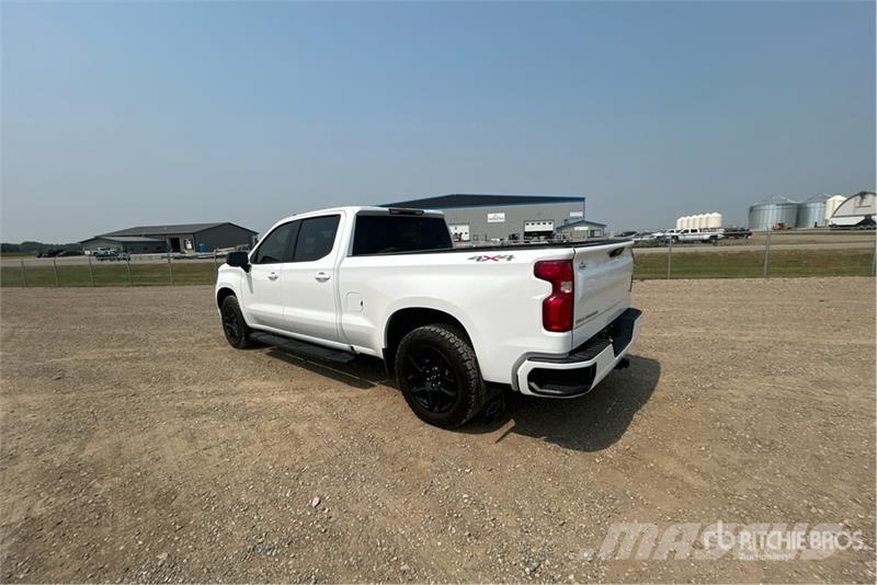 Chevrolet Silverado 1500 RST 4x4 Crew Cab Pickup Ostalo