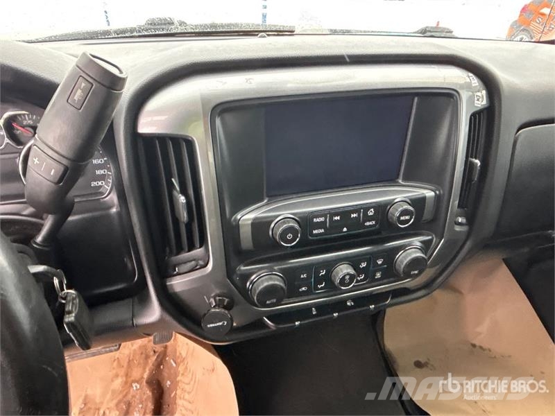 Chevrolet Silverado 1500 4x4 Crew Cab Pickup Other