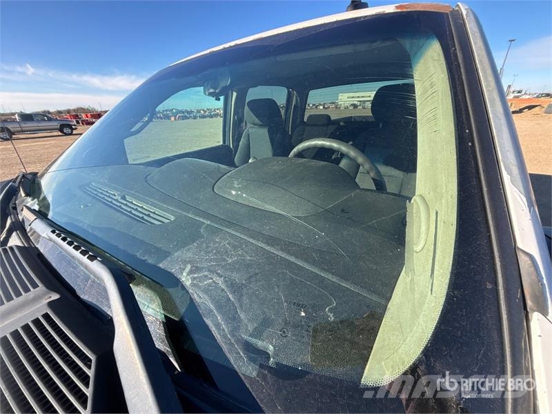 Chevrolet Silverado 1500 LT 4x4 Crew Cab Pickup Anders