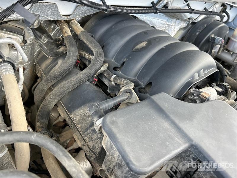 Chevrolet Silverado 1500 LT 4x4 Dual Cab Pickup Ostalo