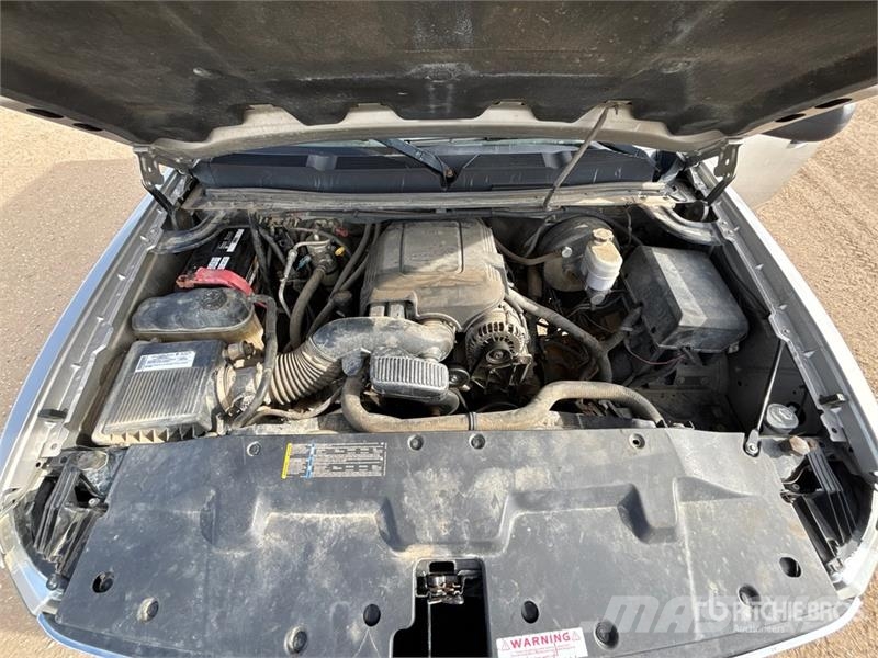 Chevrolet Silverado 1500 LT 4x4 Crew Cab Pickup Ostalo