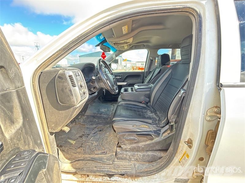 Chevrolet Silverado 1500 LT 4x4 Crew Cab Pickup Drugi