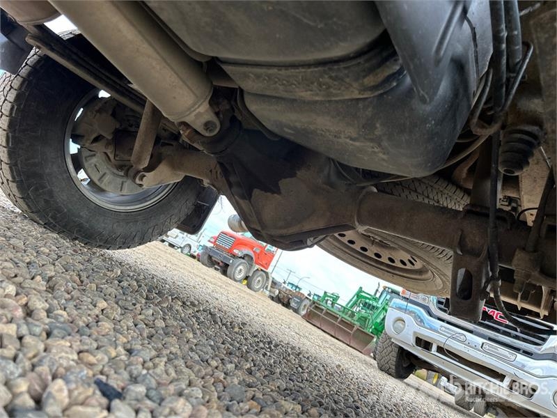 Chevrolet Silverado 1500 LT 4x4 Dual Cab Pickup Ostalo