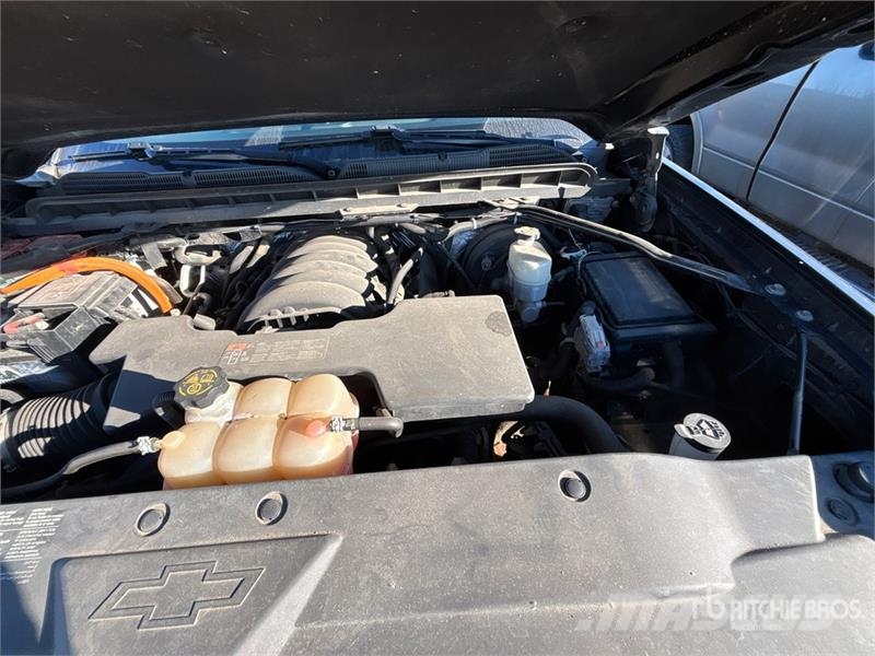 Chevrolet Silverado 1500 LT 4x4 Crew Cab Hybrid Pickup Diger