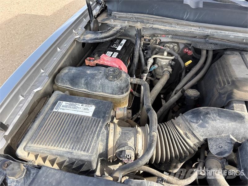 Chevrolet Silverado 1500 LT 4x4 Crew Cab Pickup Ostalo