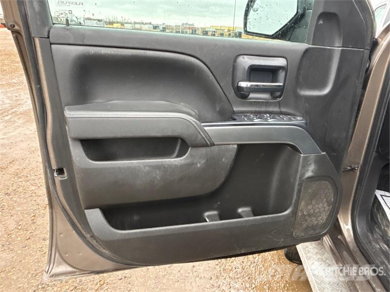 Chevrolet Silverado 1500 LT 4x4 Crew Cab Pickup Andre
