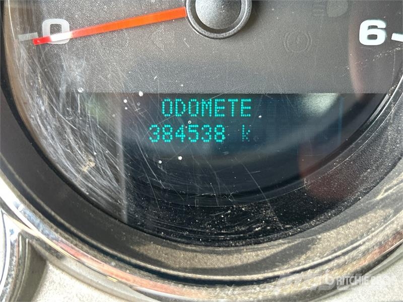 Chevrolet Silverado 1500 LT 4x4 Extended Cab Pickup Ostalo