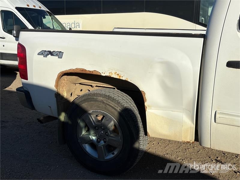 Chevrolet Silverado 1500 LT 4x4 Crew Cab Pickup Furgoni altro