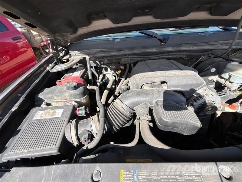 Chevrolet Silverado 1500 4x4 Pickup Diger