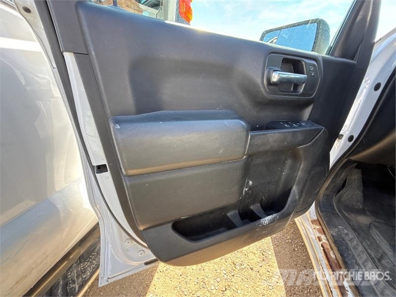 Chevrolet Silverado 1500 4x4 Crew Cab Pickup Anders