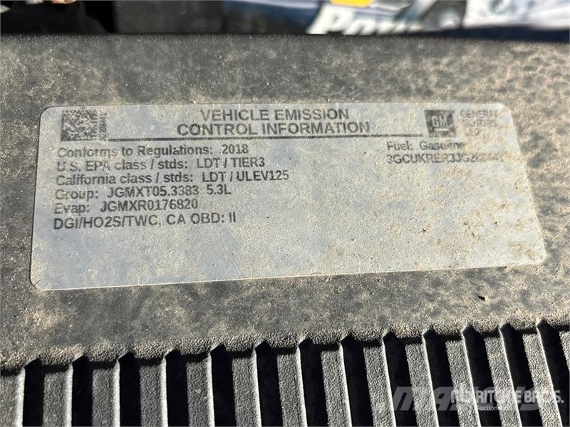 Chevrolet Silverado 1500 LT 4x4 Crew Cab Hybrid Pickup Diger