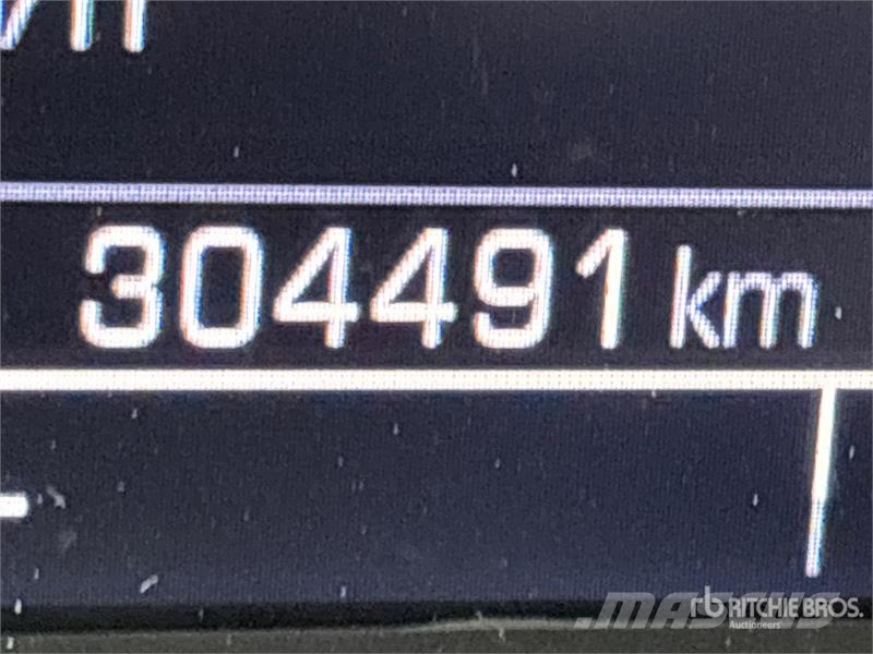 Chevrolet Silverado 1500 LT 4x4 Crew Cab Pickup Další