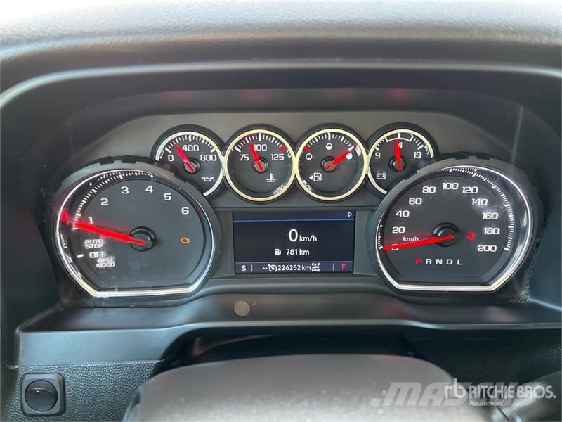 Chevrolet Silverado 1500 RST 4x4 Crew Cab Pickup Citi