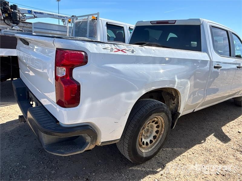 Chevrolet Silverado 1500 4x4 Crew Cab Pickup Anders