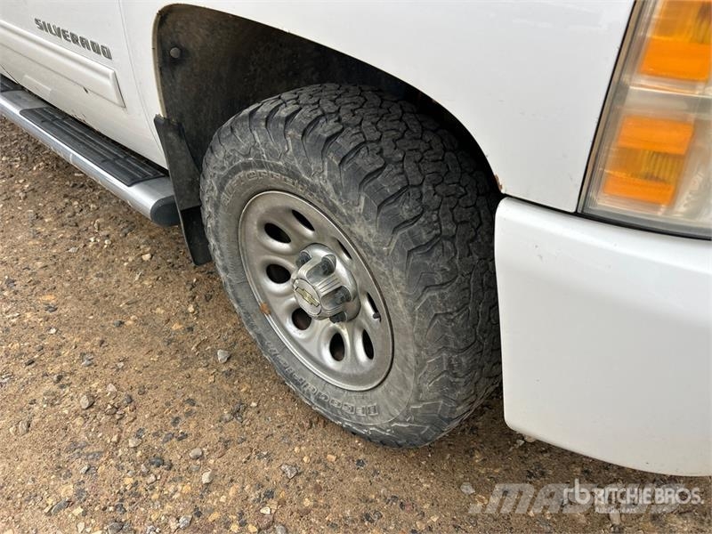 Chevrolet Silverado 1500 LS 4x4 Extended Cab Pickup Anders