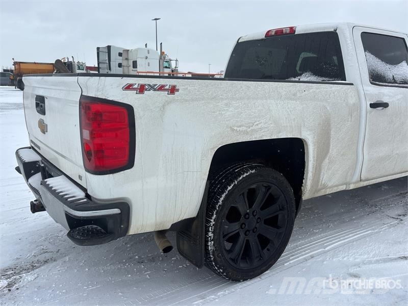 Chevrolet Silverado 1500 4x4 Crew Cab Pickup Other