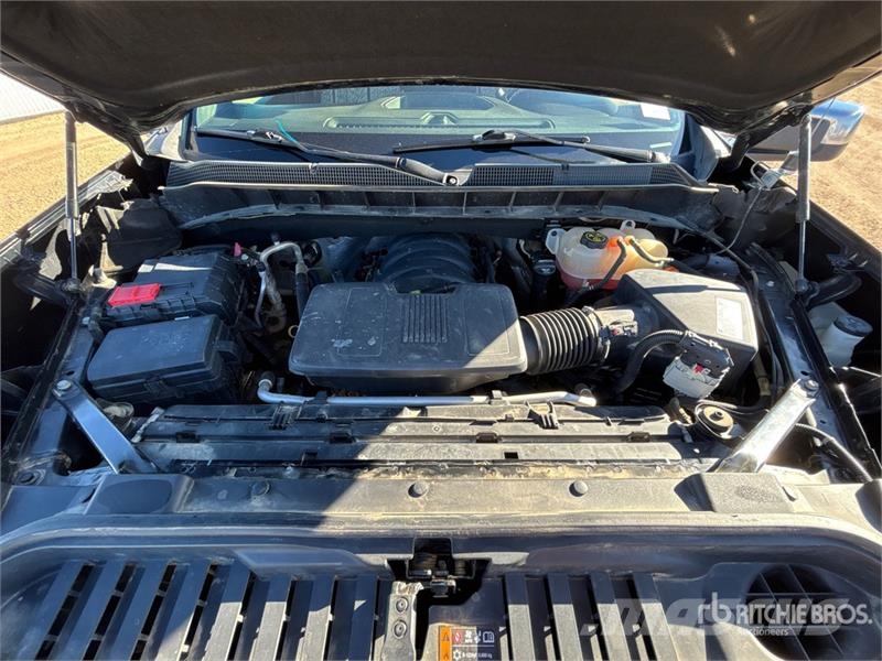 Chevrolet Silverado 1500 LT 4x4 Crew Cab Pickup 其他