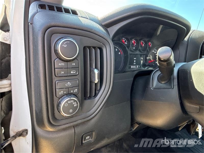 Chevrolet Silverado 1500 4x4 Crew Cab Pickup Anders