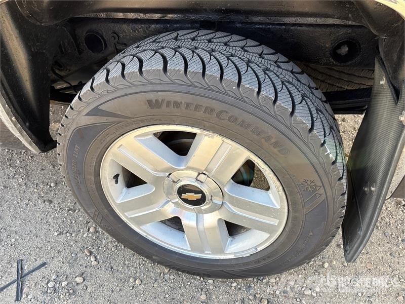 Chevrolet Silverado 1500 4x4 Pickup Diger