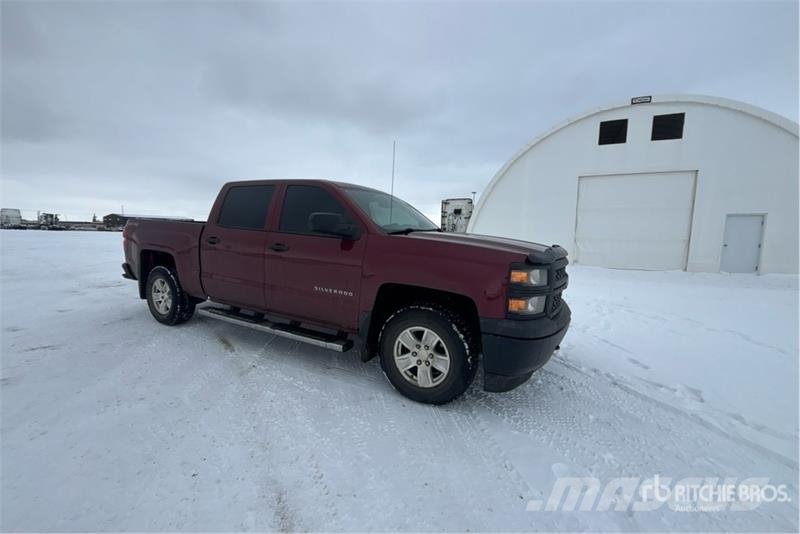Chevrolet Silverado 1500 4x4 Crew Cab Pickup Andere Transporter
