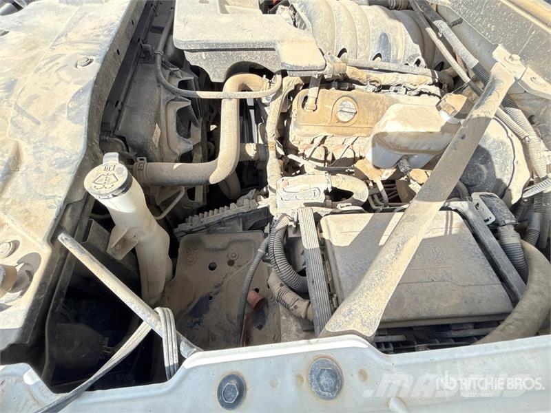 Chevrolet Silverado 1500 LT 4x4 Crew Cab Pickup Drugi