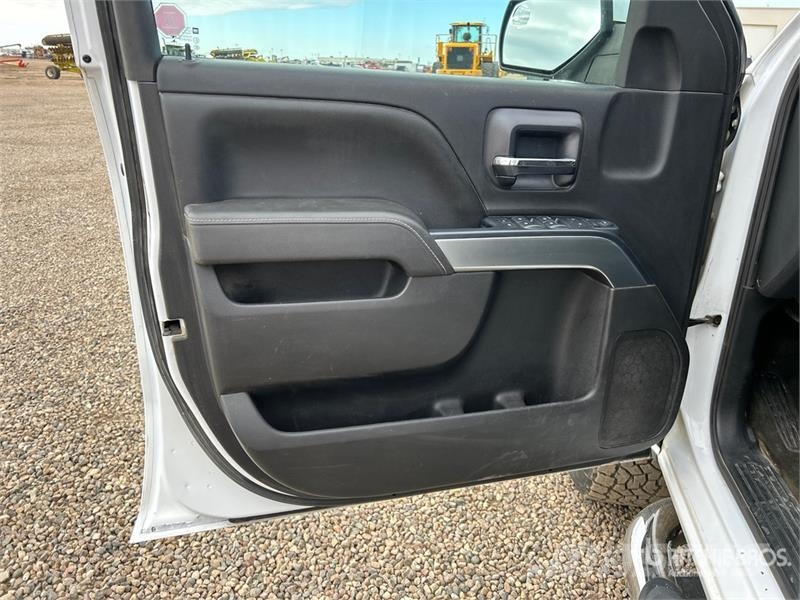 Chevrolet Silverado 1500 LT 4x4 Dual Cab Pickup Ostalo