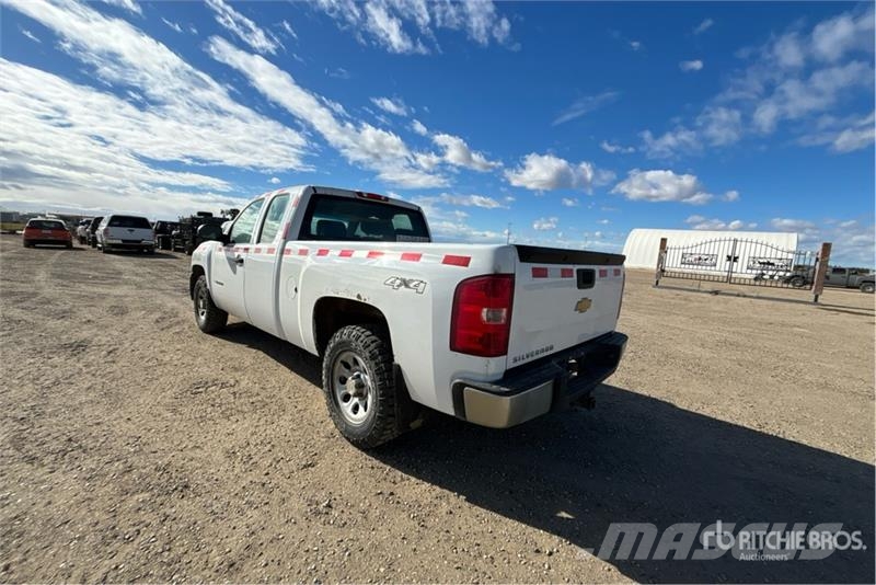 Chevrolet Silverado 1500 4x4 Extended Cab Pickup Ostalo