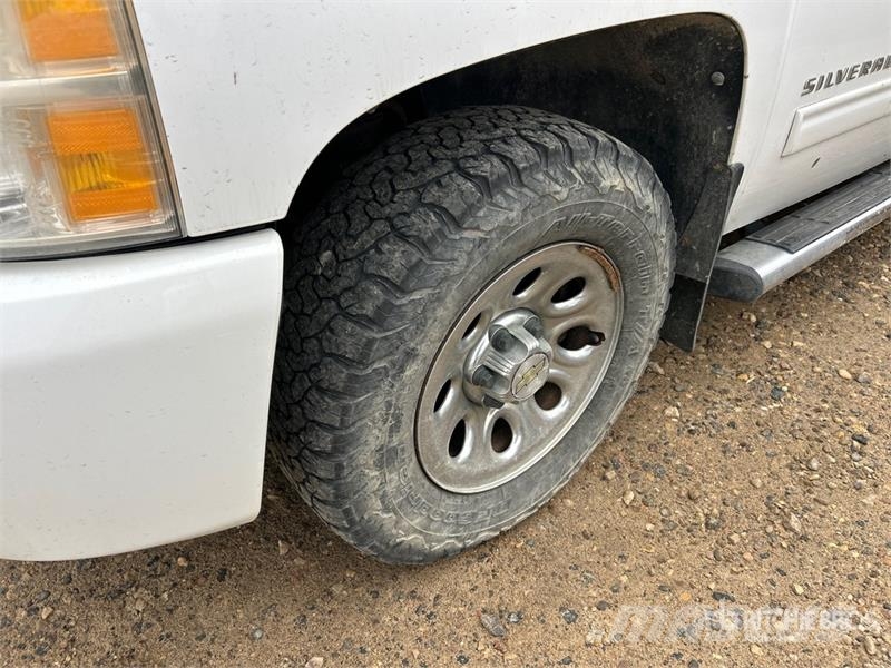 Chevrolet Silverado 1500 LS 4x4 Extended Cab Pickup Anders