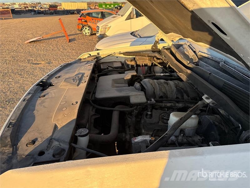 Chevrolet Silverado 1500 LT 4x4 Crew Cab Pickup Drugi
