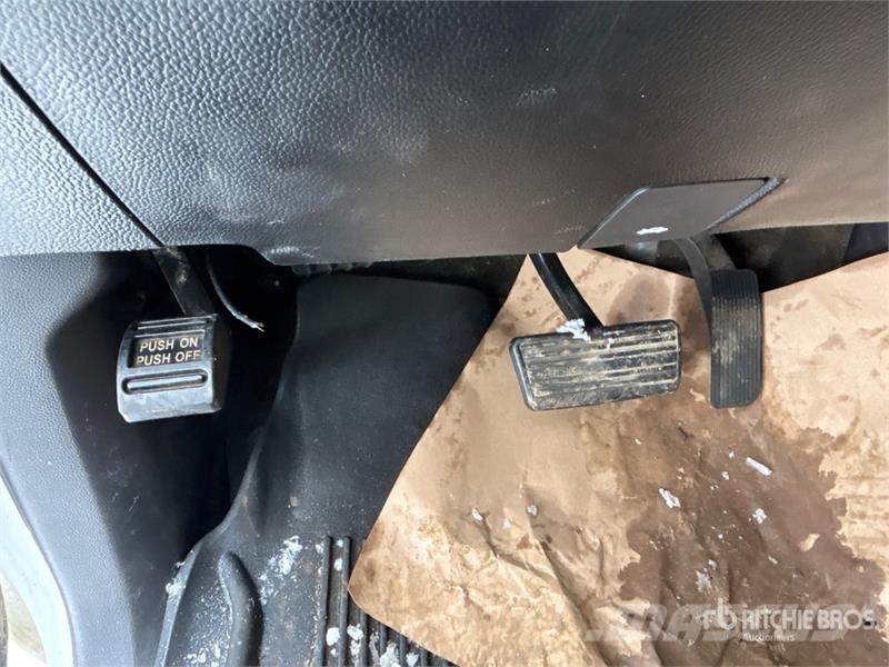 Chevrolet Silverado 1500 4x4 Crew Cab Pickup Other