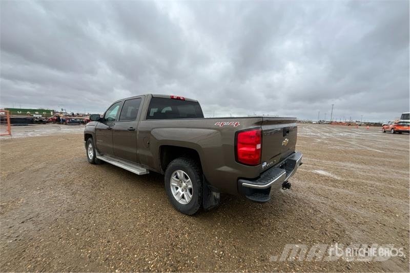 Chevrolet Silverado 1500 LT 4x4 Crew Cab Pickup Andre